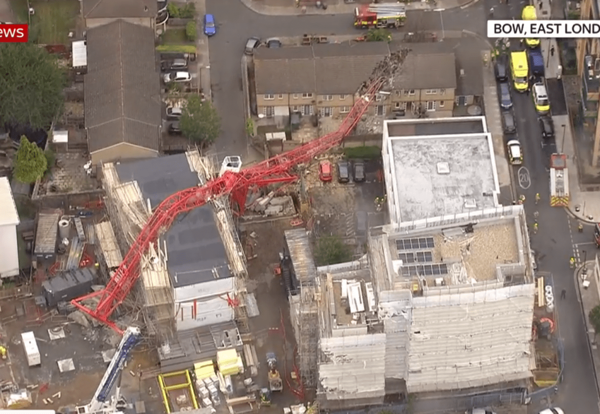 Collapsed Bow crane could take six months to clear Construction
