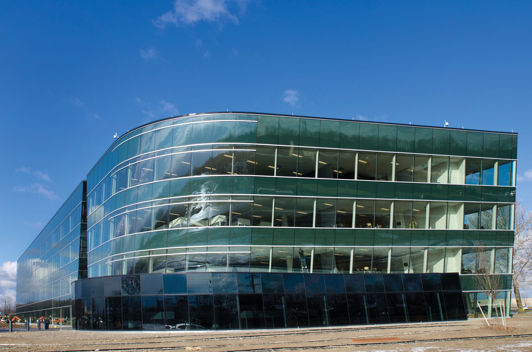 Throwing a curve into designs with bent insulating glass Page 3 of 3