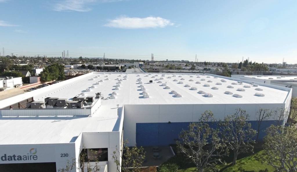 California warehouse brightens up with skylights Construction Specifier