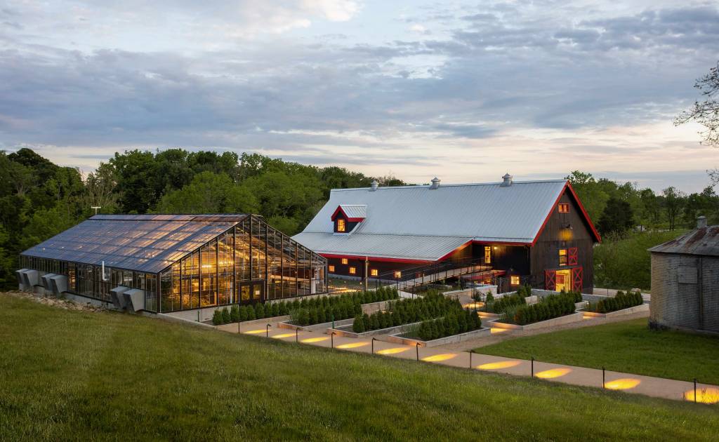 Renovation adds touristic flair to prestigious Kentucky horse farm