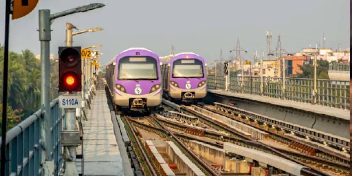Kolkata Yellow Line gets tracks till airport