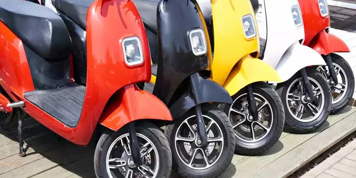 Delhi Transport Department seeks bids for 3,000 escooters