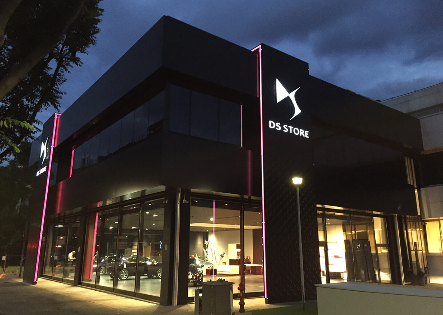 DS Store Constructors