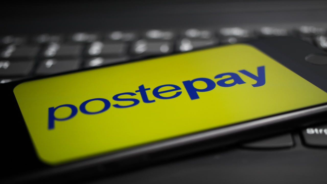 Postepay a questi clienti spetta un rimborso da Poste italiane