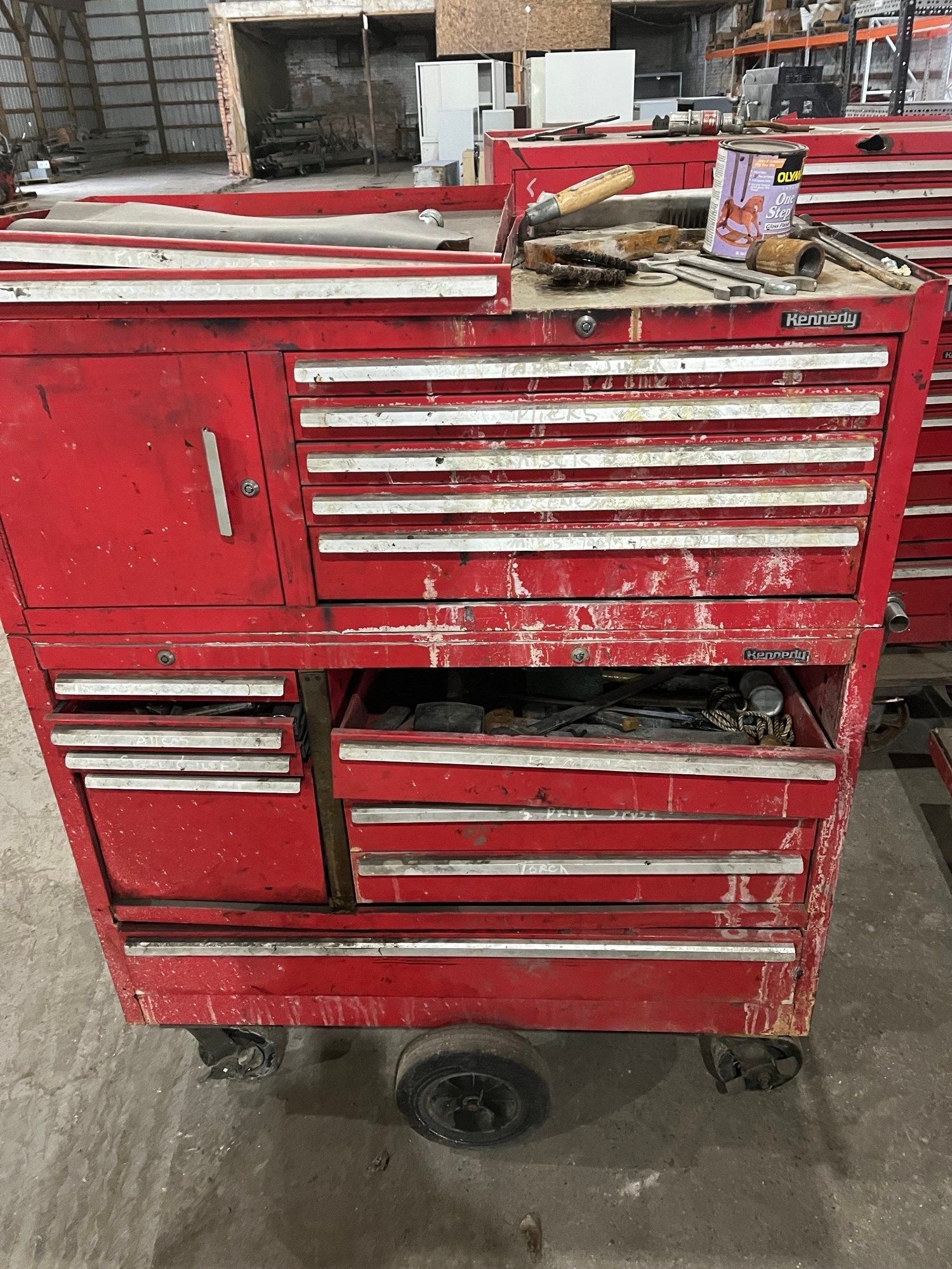 Kennedy Rolling Tool Chest with Tools / Broken Drawers