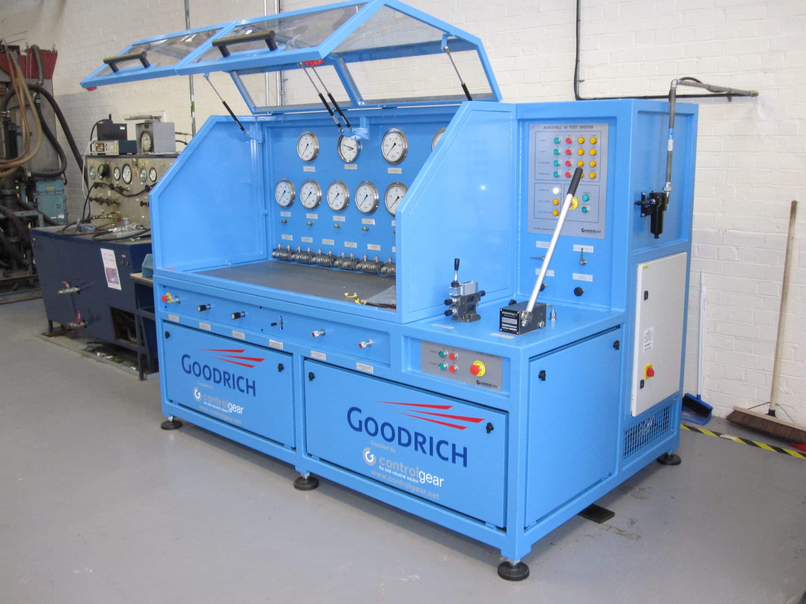 Hydraulics Control Gear