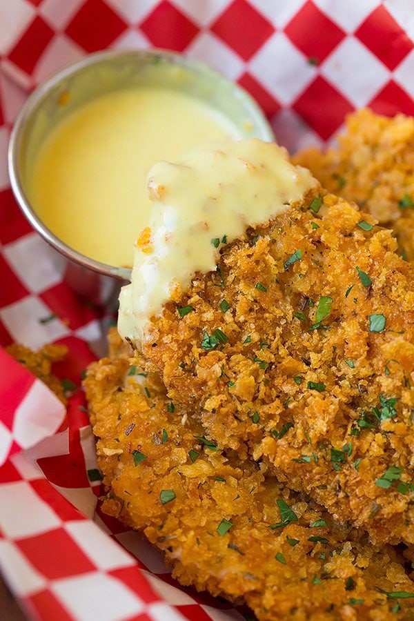 Crispy Baked Chicken Strips with Creamy Honey Mustard Dipping Sauce