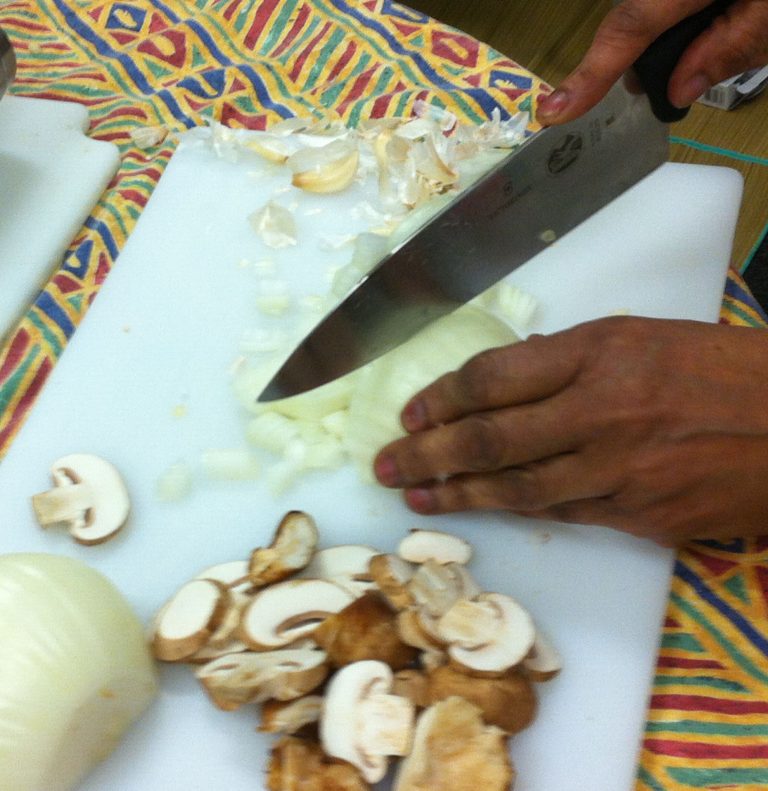 TECHNIQUES FOR CHOPPING, DICING, MINCING AND SLICING Cookin With Cleophas