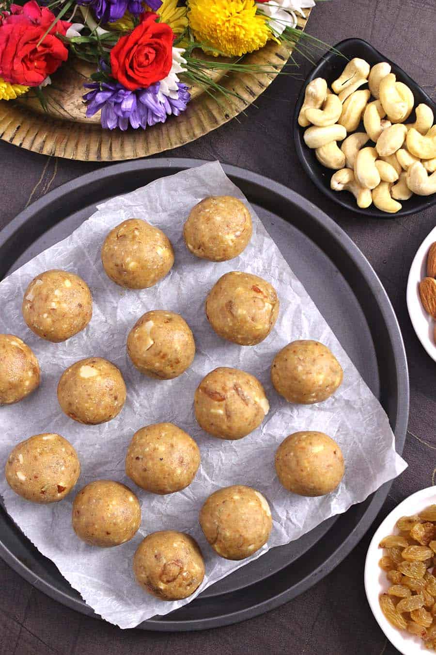 Atta Ladoo Wheat Flour Laddu With Jaggery How To Make Atta Ladoo