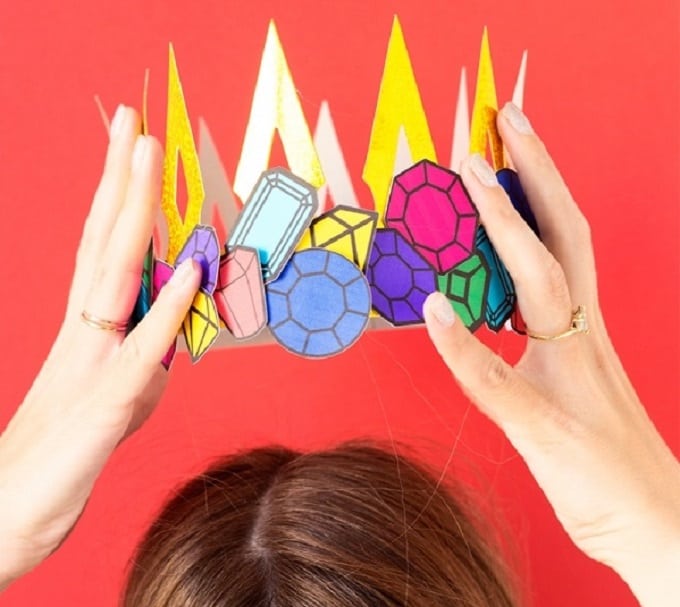 40 DIY Crowns and Tiara You Can Wear to Your Next Party • Cool Crafts