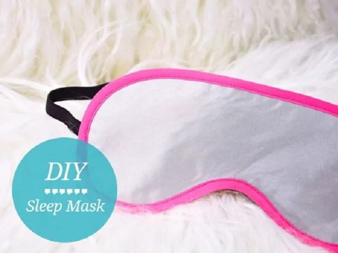 30 Ways to Make Your Own Homemade Sleep Mask • Cool Crafts