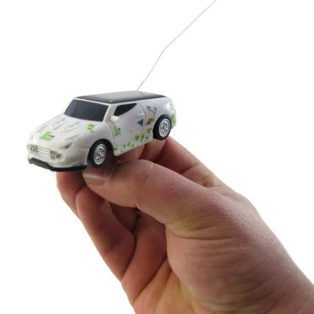 Solar Powered Remote Controlled Car Runs on energy from the sun!