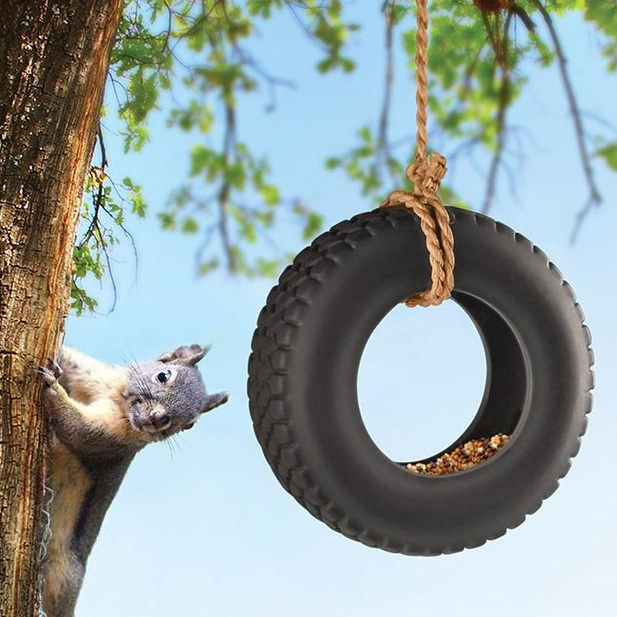 Swing Time Bird Feeder An oldfashioned tyre swing for your birds!