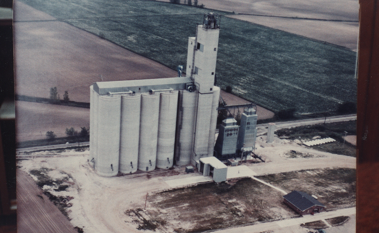 COOP History Cooperative Elevator Co.