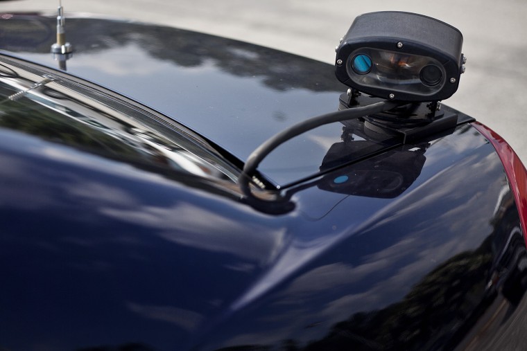 Diamond Plate Side Tool Box Automatic License Plate Reader Blocker