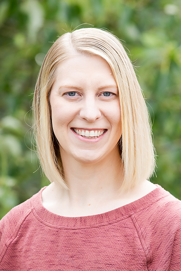 Stephanie Lo's Instagram, Twitter & Facebook on IDCrawl