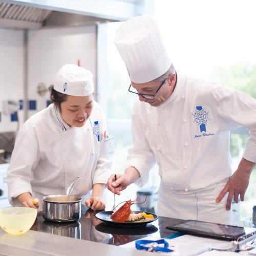 A brand new institute by the Eiffel tower Le Cordon Bleu Paris