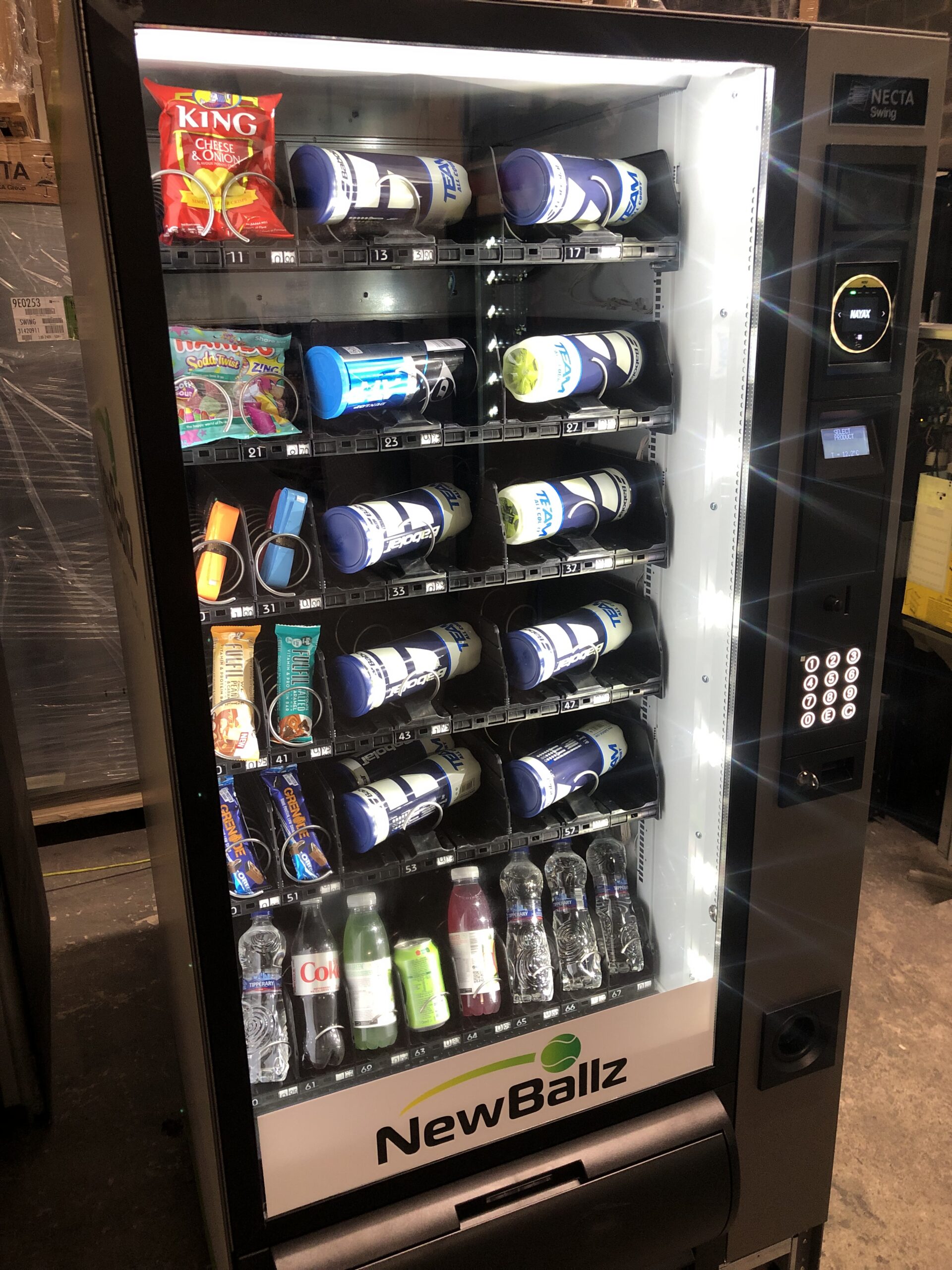 TB2000 TENNIS BALL VENDING MACHINE CoreVend