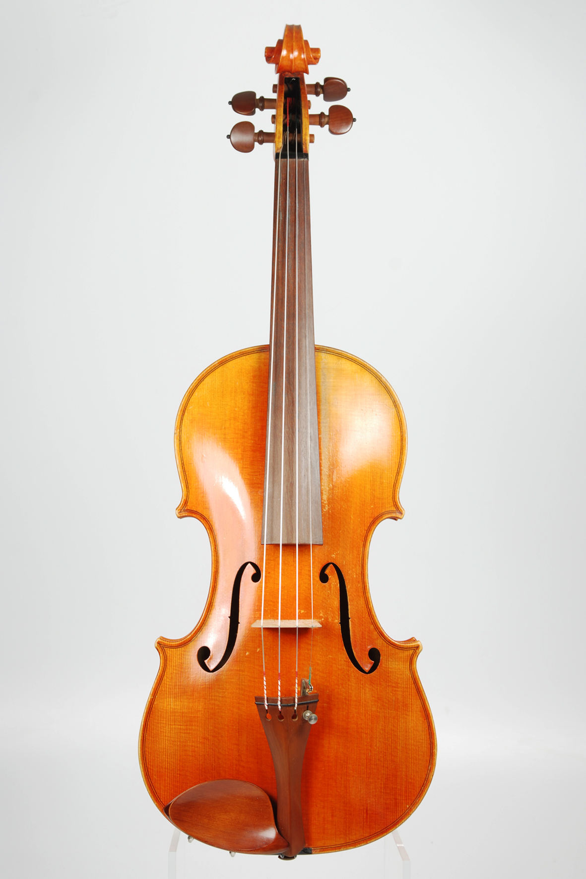 Good Czech violin after Guarnerius Violins, Czechoslovakia / unknown