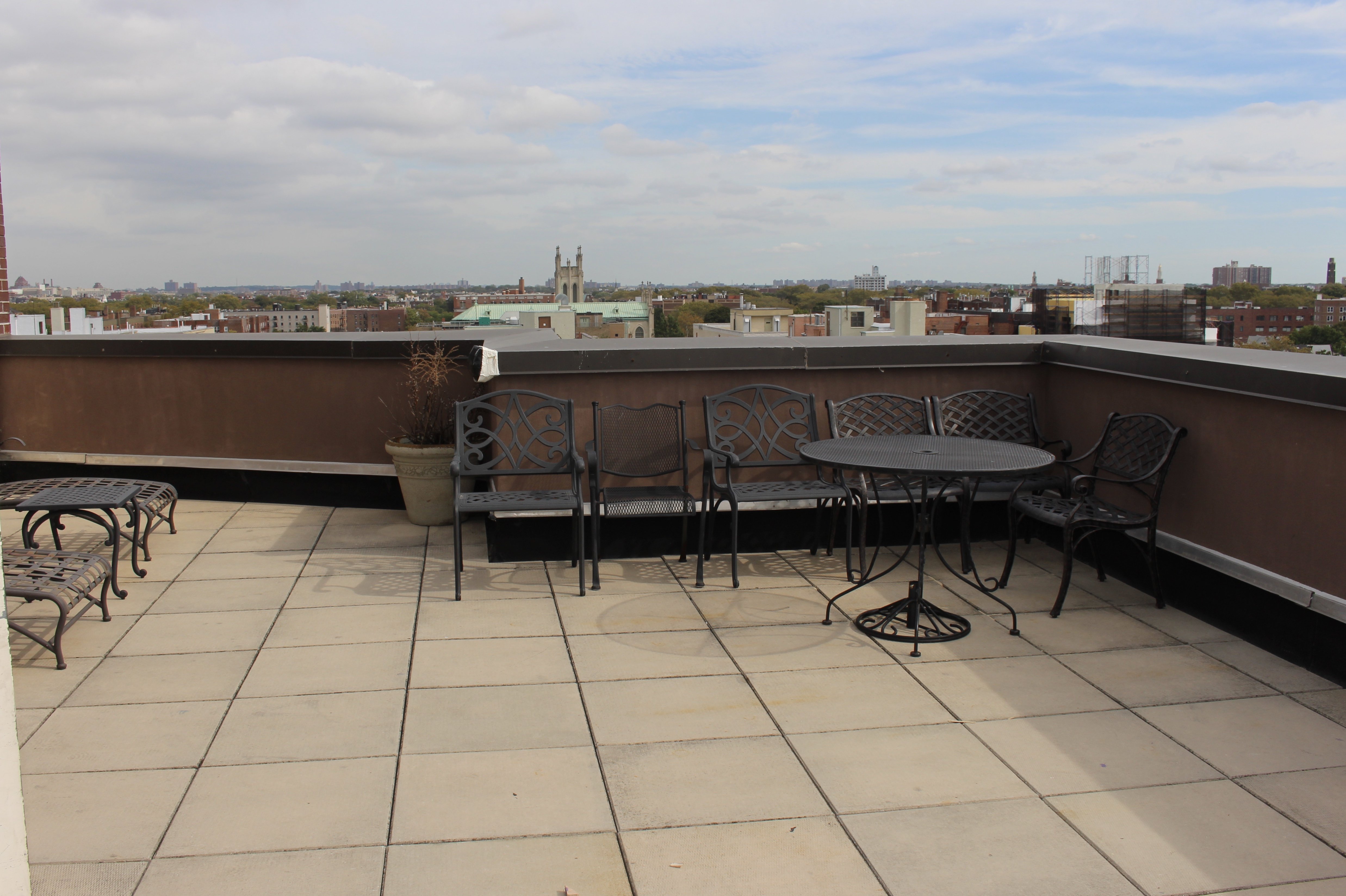 Ocean Pkwy Condo for Sale in Kensington CRG1087