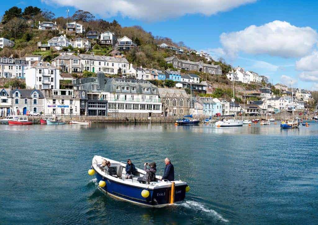 Looe Holiday Guide Cornwall Holidays