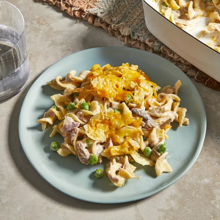 What to Serve With Spaghetti and Meatballs? 21 Best Side Dishes