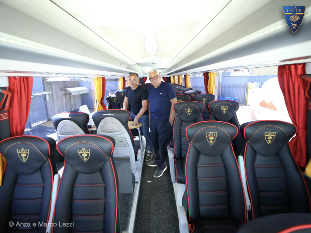 Lecce un luxury bus per la squadra Corriere Salentino Lecce