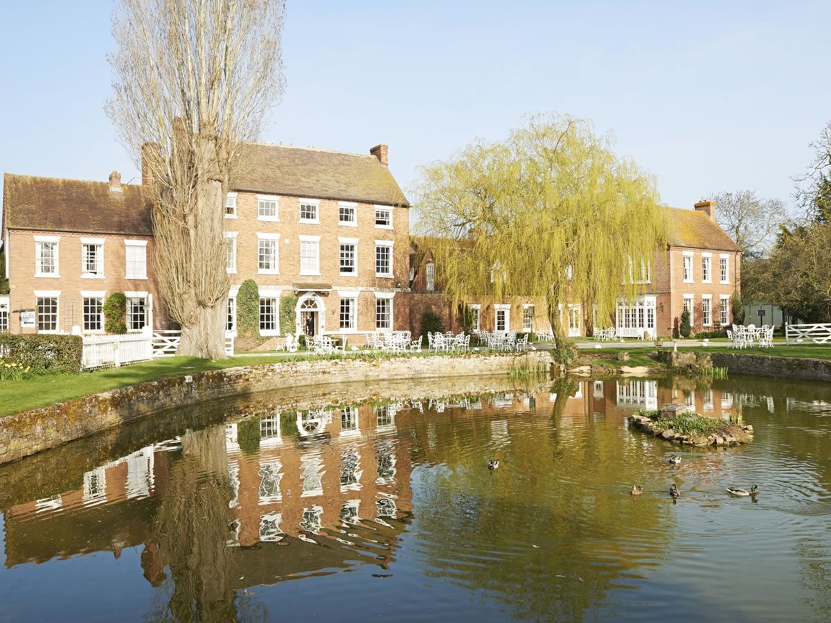 Corse Lawn House Hotel 01452 780771