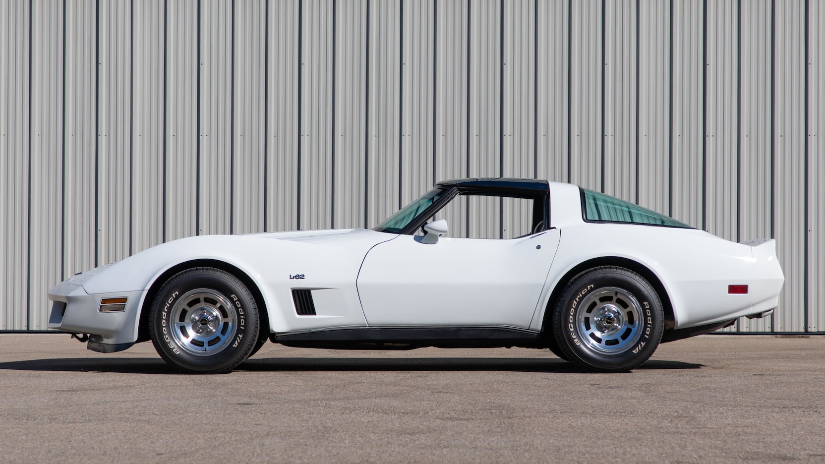 Classic White 1980 Chevrolet Corvette