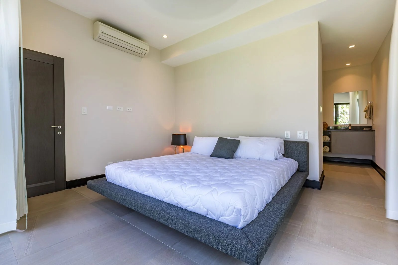 CONDO 3 Bedroom Luxury Stand Alone Villa With Pool And Incredible