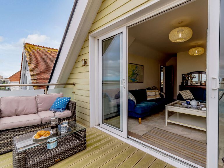 Herne Bay Beach Apartment Holidays