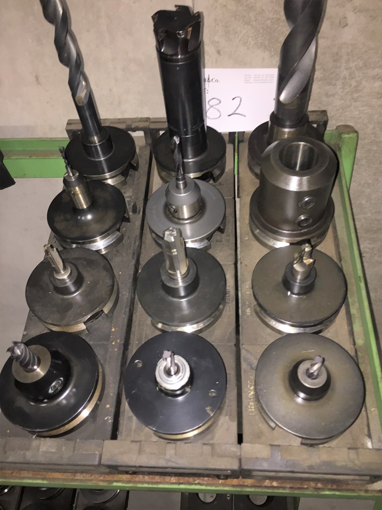 (12) BT50 Tool Holders