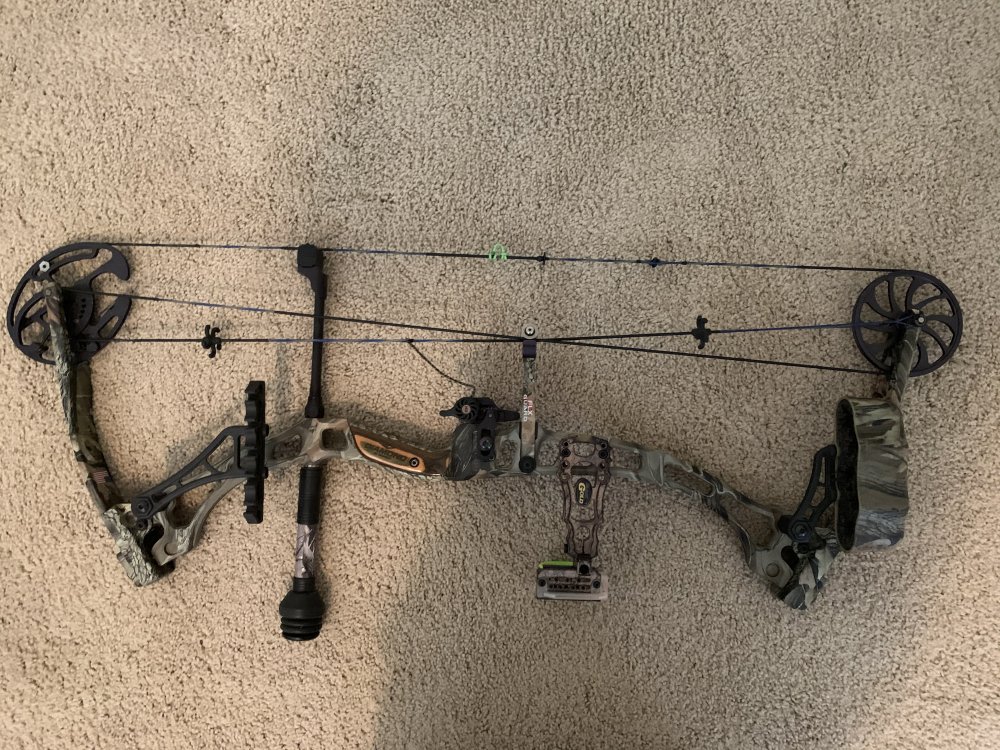 Diamond Black Ice FLX bow. 29” draw. 70lbs Classified Ads