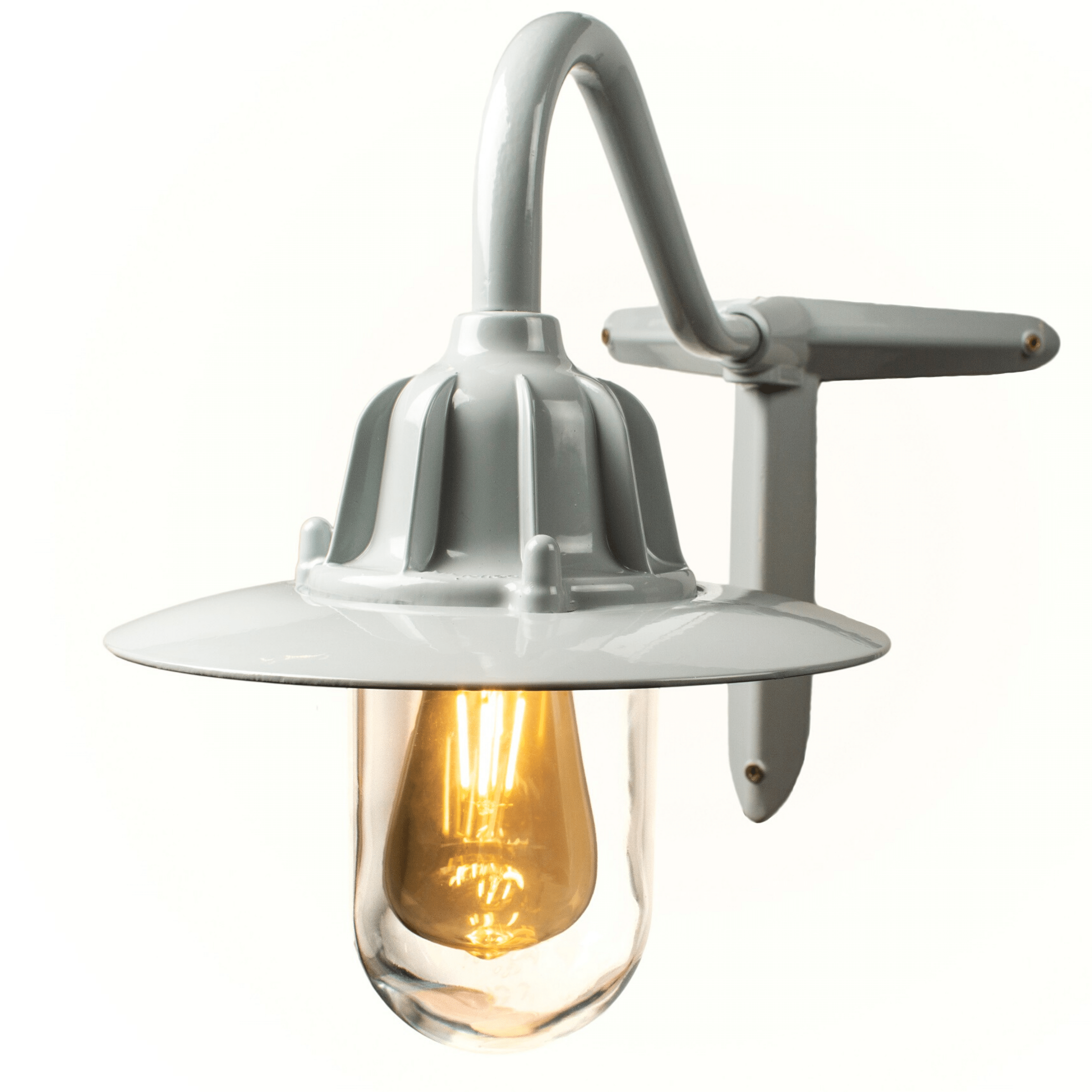 SW plus Reflector & Corner Mounting Kit Coughtrie Lighting