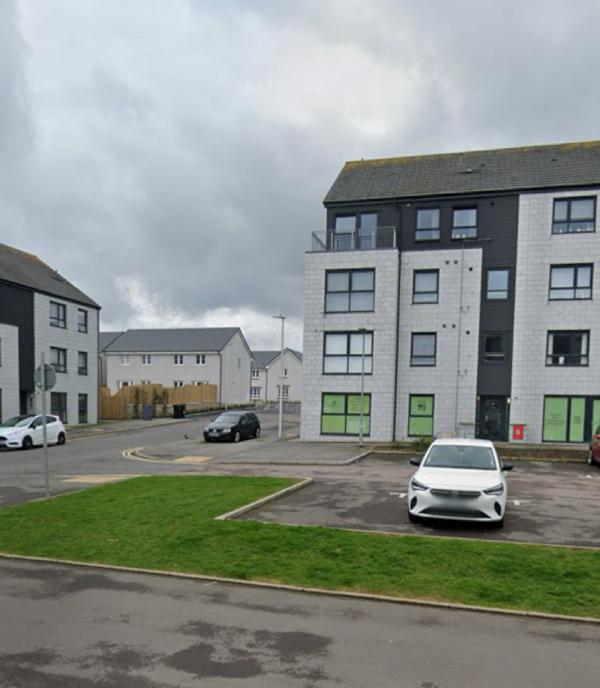 2 bedroom flat In Aberdeen Wants 3 bedroom house In Garthdee House