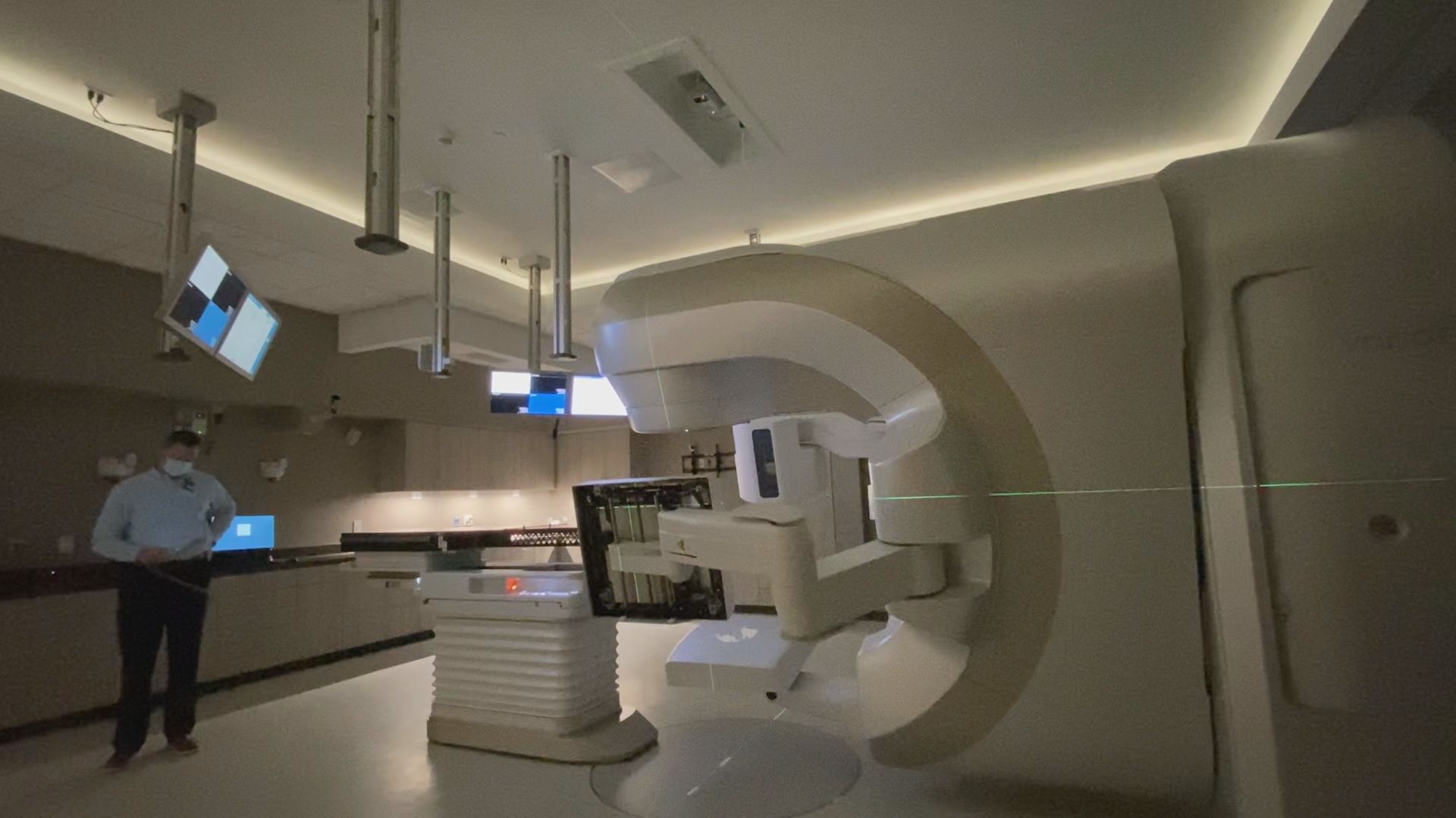 CHECK IT OUT Roper St. Francis Healthcare unveils new radiation