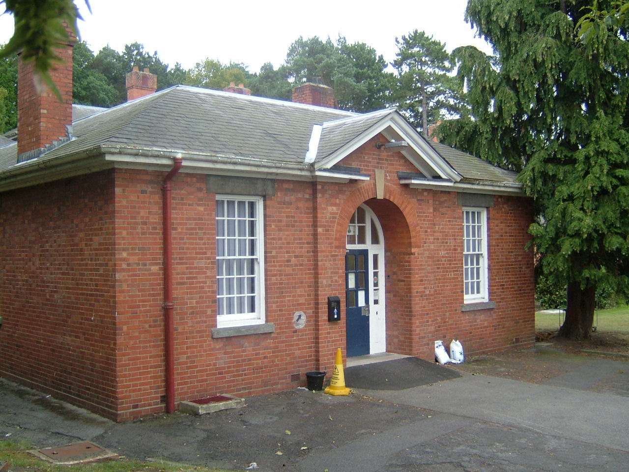 West Park Hospital, Epsom County Asylums
