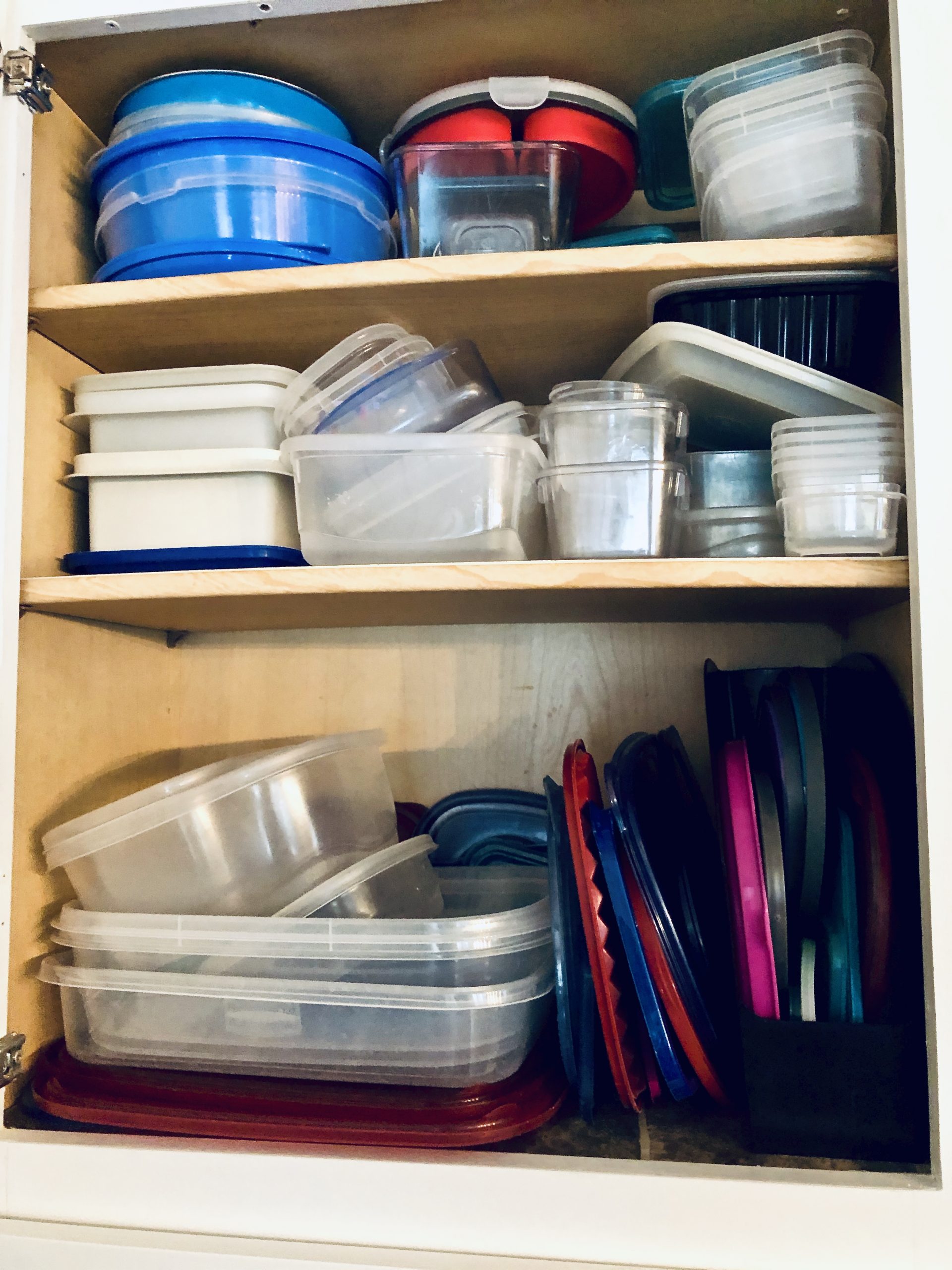 How to Start to Declutter your Home 8 Household Items to Get Rid of NOW