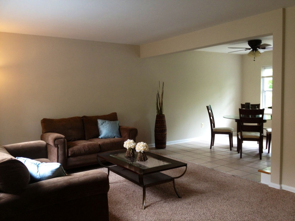 Courtyard Apartments in Shaker Heights