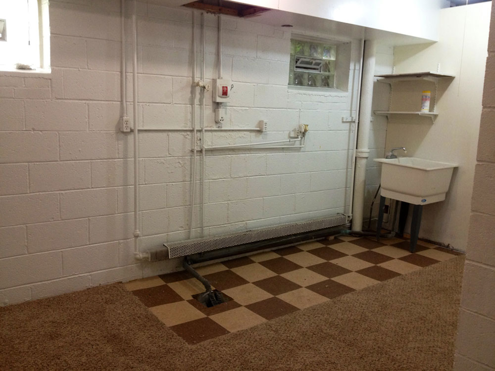 Courtyard Apartments in Shaker Heights