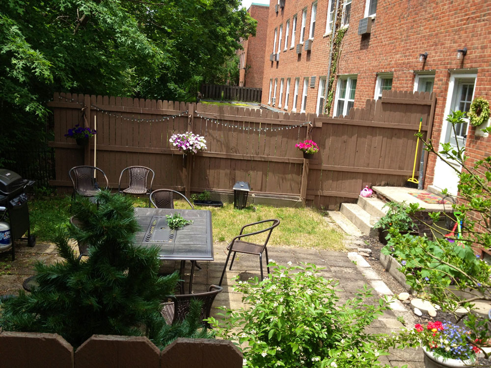 Courtyard Apartments in Shaker Heights