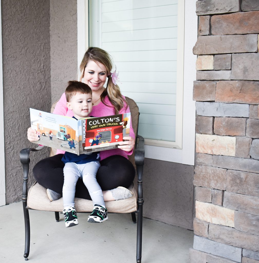 5 Easy Ways to Make Reading Fun for Preschoolers [Featuring I See Me