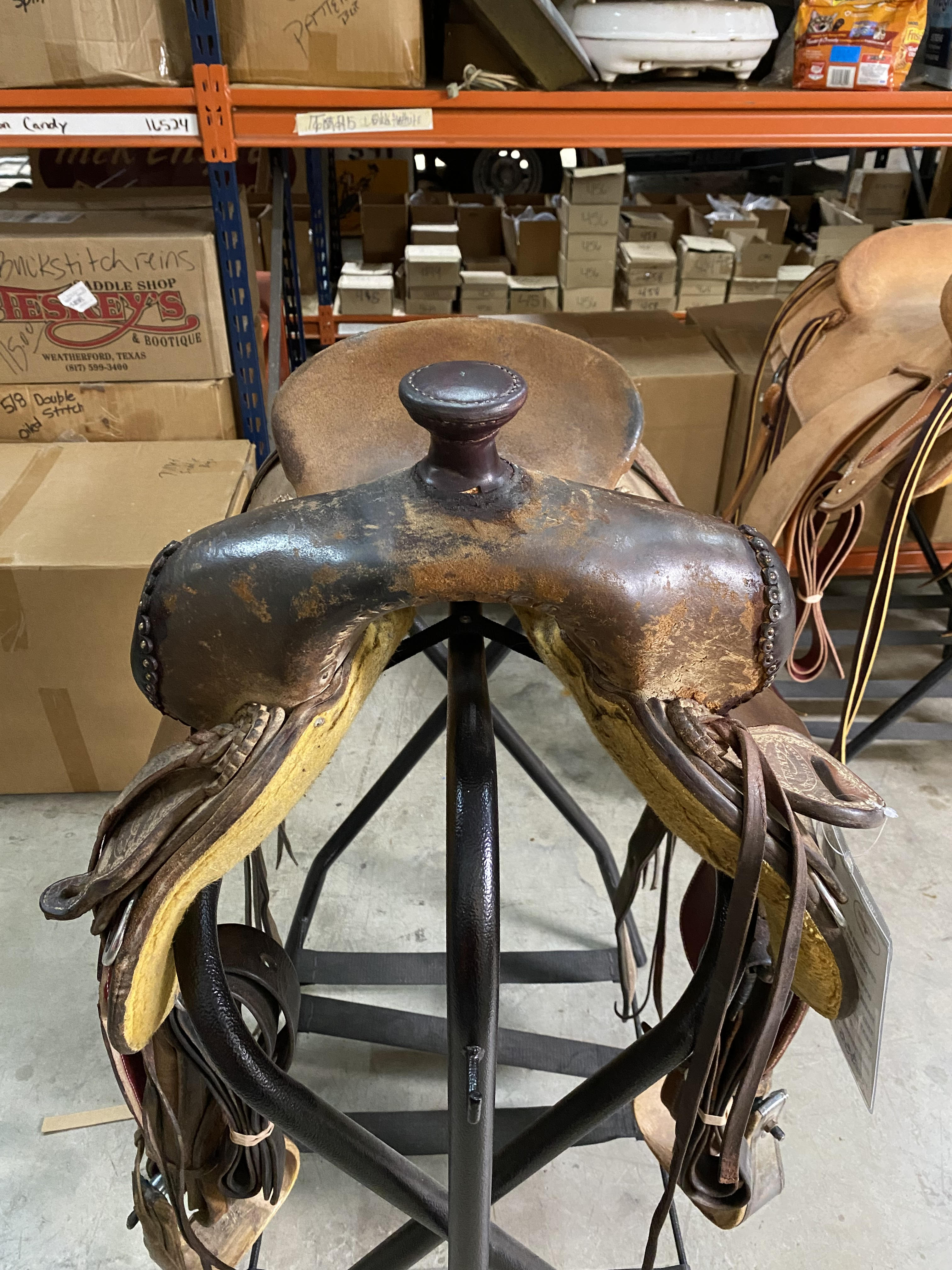 U418 16" Teskey's Strip Down Saddle