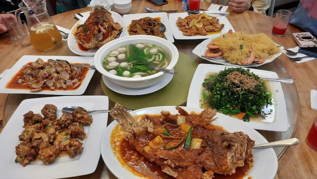 Best Food in Putrajaya Top 20 Restaurants To Visit!