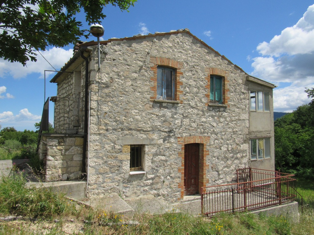 Property for sale in Pennadomo Chieti Province, Abruzzo