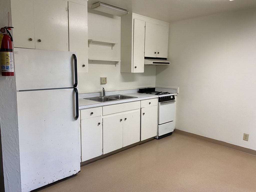 2 Bedroom Apartment Near Cal Poly Humboldt Complete Property Management