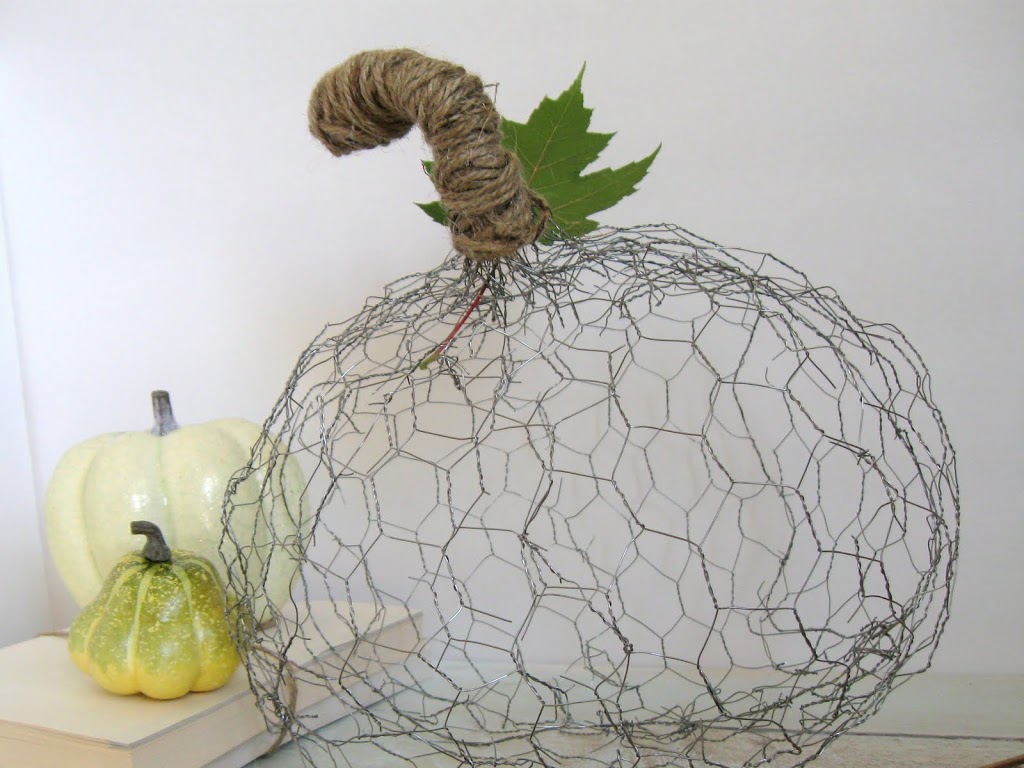 13 Shabby Chic Things to Make With Chicken Wire Pickled Barrel