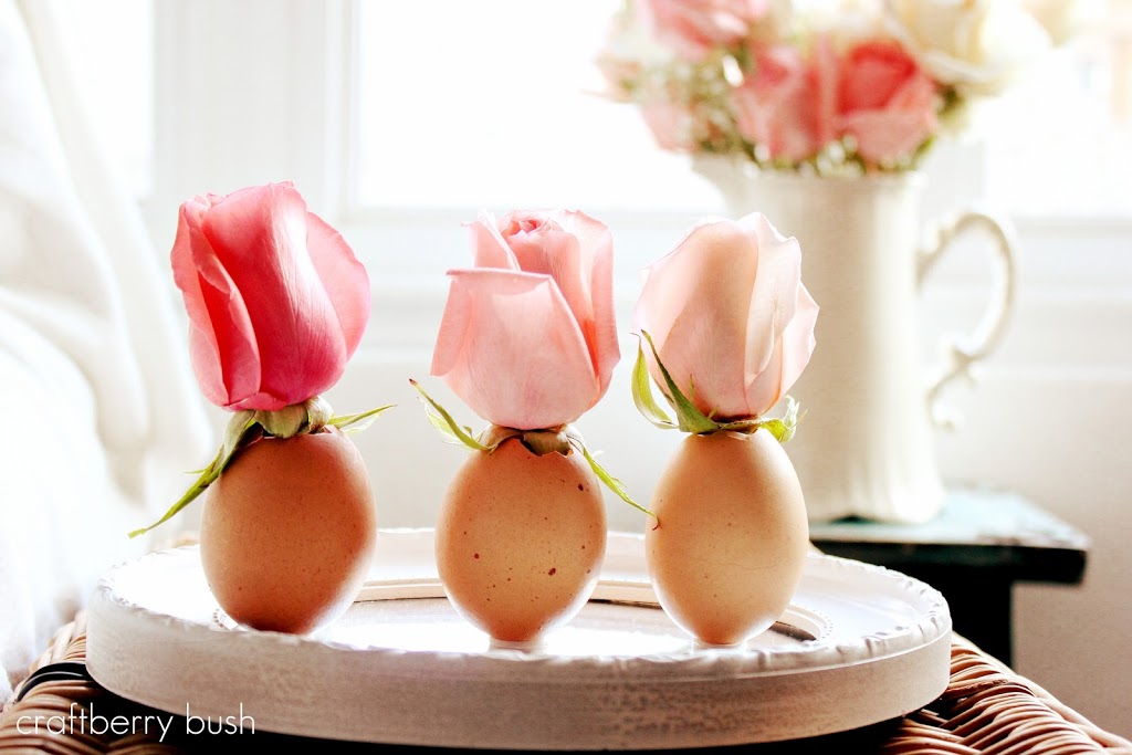 A touch of Easter….egg flower vase