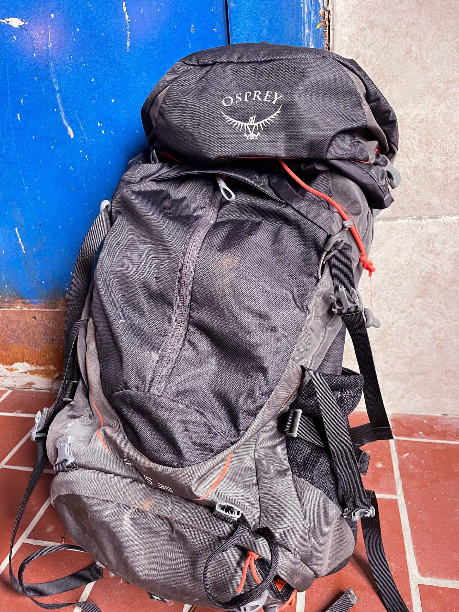 How To Clean Osprey Backpack Without Ruining It (tips) - - Yes! HOW TO