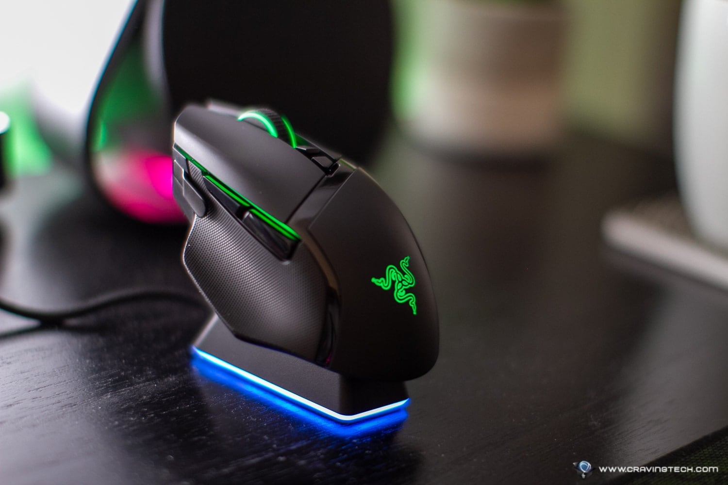 Razer Basilisk Ultimate Review Best wireless gaming mouse in every way